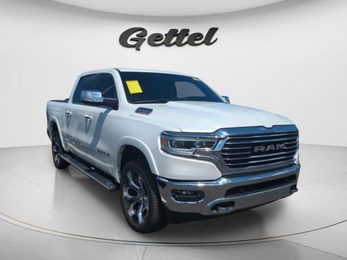 Ivory White Tri-Coat Pearlcoat 2022 RAM 1500 Longhorn