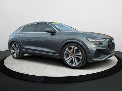 2021 Audi Q8 55 Prestige