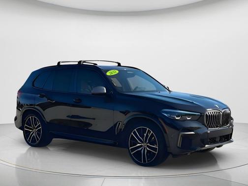 Black Sapphire Metallic 2022 BMW X5 M50i