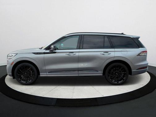 2023 Lincoln Aviator Reserve AWD