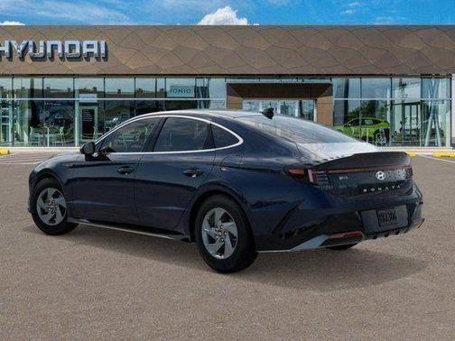 2025 Hyundai SONATA SE