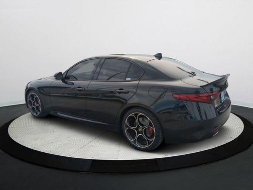 2021 Alfa Romeo Giulia Ti
