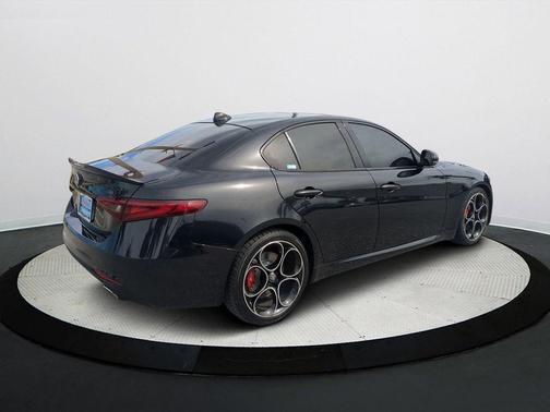 2021 Alfa Romeo Giulia Ti