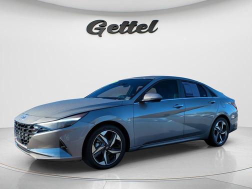 Fluid Metal 2023 Hyundai ELANTRA HEV Limited