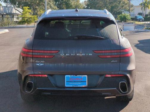 2023 Genesis GV70 2.5T AWD