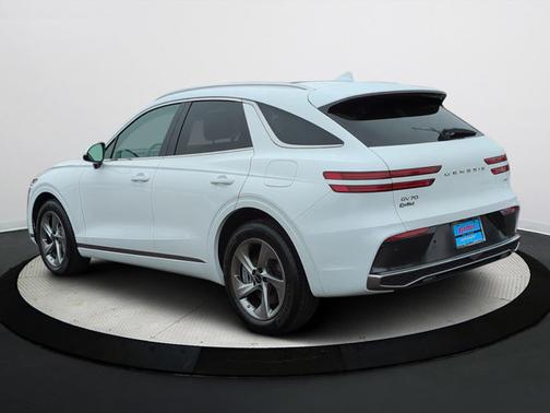 2026 Genesis GV70 2.5T Select