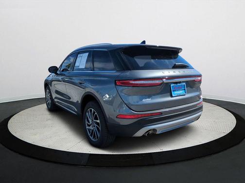 2021 Lincoln Corsair Standard