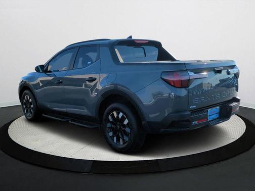 2025 Hyundai SANTA CRUZ SEL Activity