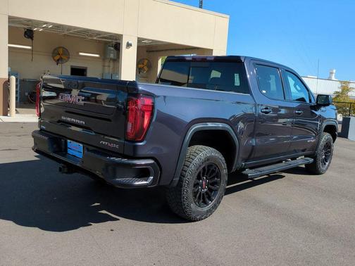 2023 GMC Sierra 1500 AT4X