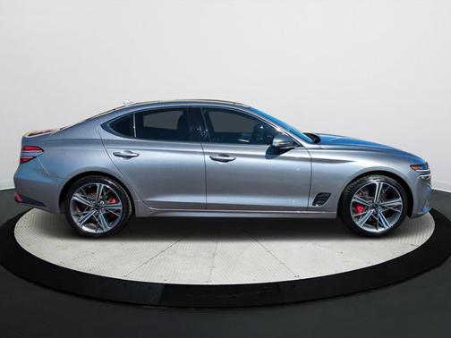 2025 Genesis G70 3.3T RWD Sport Advanced