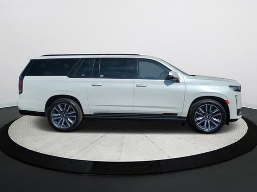 2022 Cadillac Escalade ESV Sport