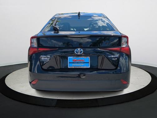 2021 Toyota Prius XLE