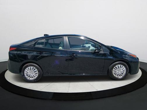 2021 Toyota Prius XLE