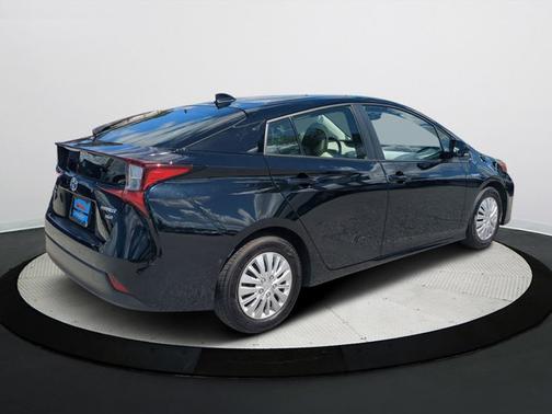 2021 Toyota Prius XLE
