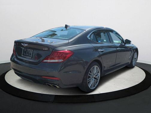 2021 Genesis G70 2.0T RWD