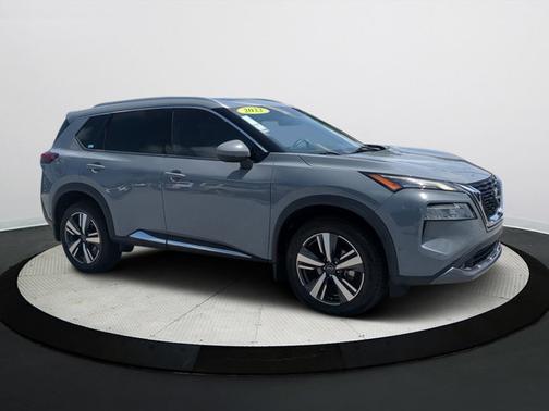 2022 Nissan Rogue SL