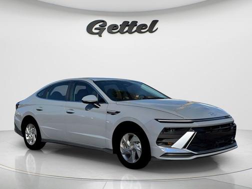 Transmission Blue 2026 Hyundai SONATA SE