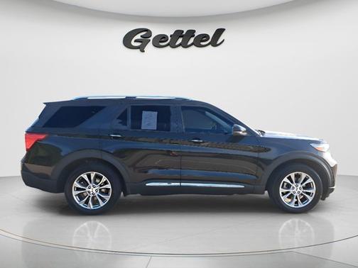 AGATE BLACK METALLIC 2022 Ford Explorer Limited