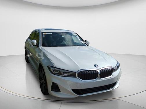 Mineral White Metallic 2024 BMW 330 330i