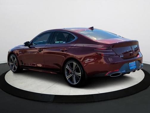 2025 Genesis G70 2.5T RWD