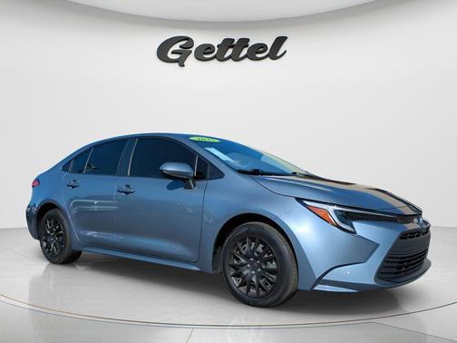 2025 Toyota Corolla Hybrid SE