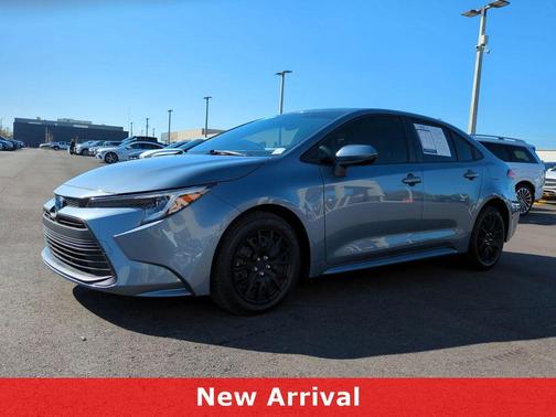 2025 Toyota Corolla Hybrid SE