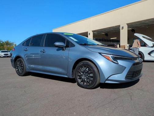 2025 Toyota Corolla Hybrid SE