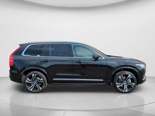 Onyx Black Metallic 2024 Volvo XC90 B6 Ultimate Bright Theme 7-Seater