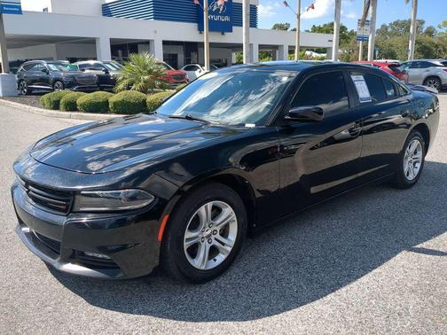 2019 Dodge Charger SXT