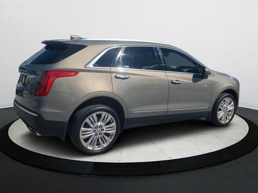 2017 Cadillac XT5 Premium Luxury