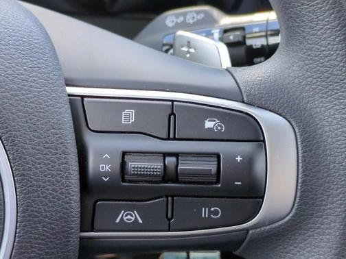 Steel Gray 2024 Kia Sportage Hybrid LX