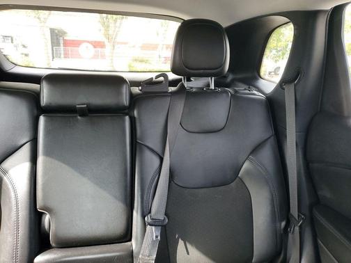 2021 Jeep Cherokee Altitude