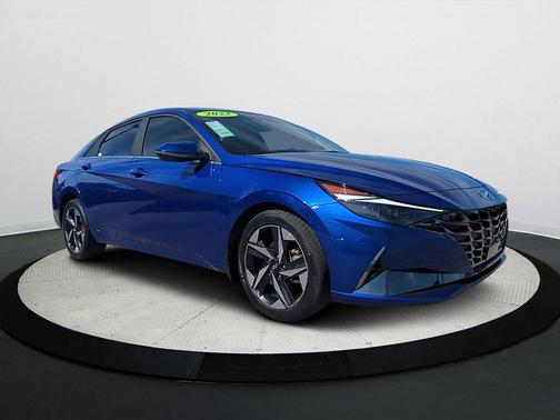 2023 Hyundai ELANTRA Limited