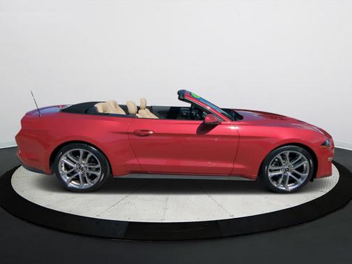 2022 Ford Mustang EcoBoost Premium