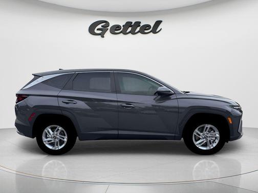 Ecotronic Gray 2026 Hyundai TUCSON SE