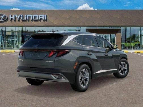 2026 Hyundai TUCSON Hybrid SEL