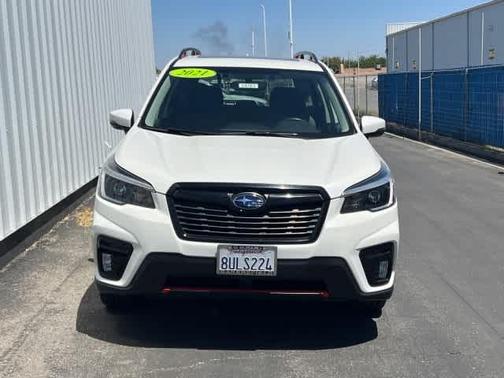 Crystal White Pearl 2021 Subaru Forester Sport
