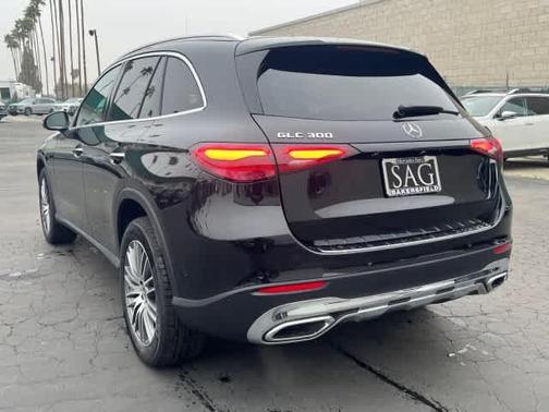 2026 Mercedes-Benz GLC 300 Base