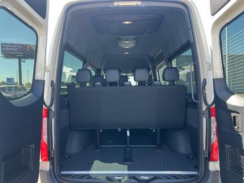 2025 Mercedes-Benz Sprinter 2500 144 WB Standard Roof Passenger