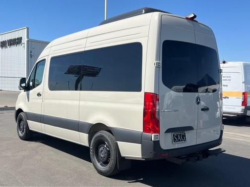 2025 Mercedes-Benz Sprinter 2500 144 WB Standard Roof Passenger