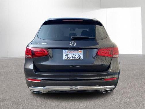 Photo 5 of 24 of 2022 Mercedes-Benz GLC 300 Base
