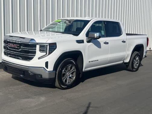 2025 GMC Sierra 1500 SLT