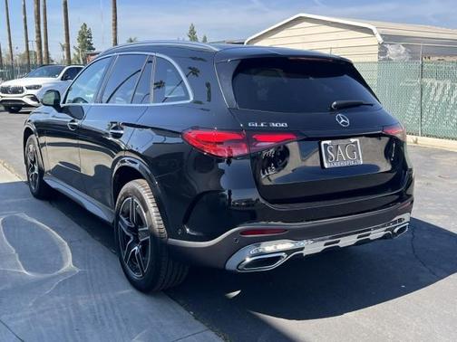 Black 2026 Mercedes-Benz GLC 300 Base