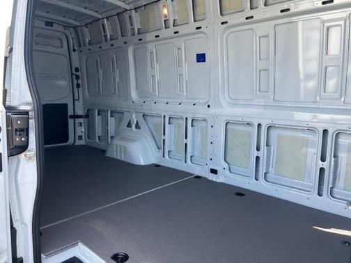 2025 Mercedes-Benz Sprinter 2500 