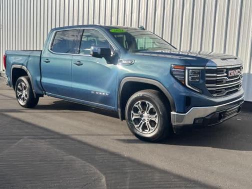 2024 GMC Sierra 1500 SLT