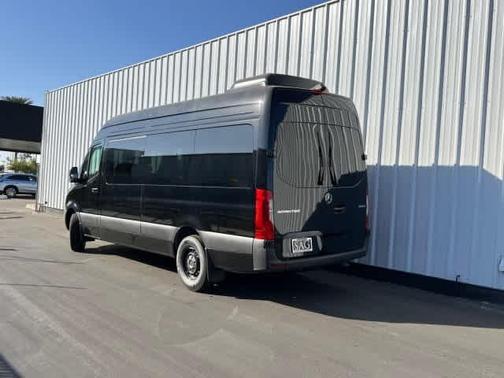 2025 Mercedes-Benz Sprinter 2500 High Roof