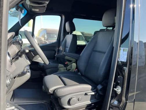 2025 Mercedes-Benz Sprinter 2500 High Roof