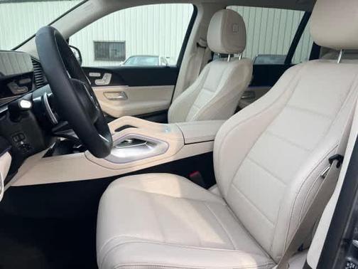 2026 Mercedes-Benz GLS 450 4MATIC