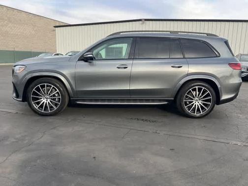 2026 Mercedes-Benz GLS 450 4MATIC