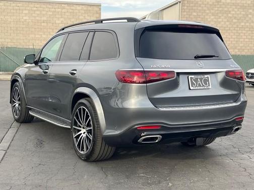 2026 Mercedes-Benz GLS 450 4MATIC